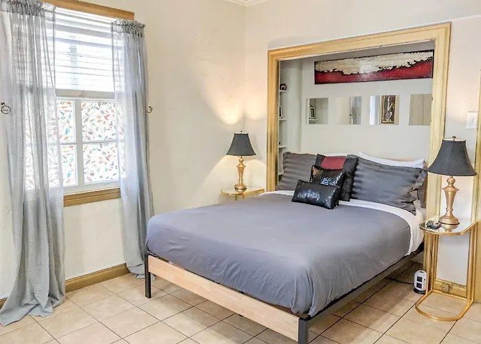 Casa Bonita Apartments